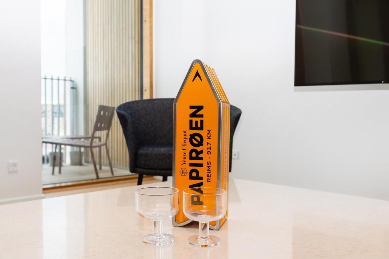 Udsigt Til 20.000.000 Dkk - M.Plads Til 6 Personer Appartement Kopenhagen Buitenkant foto