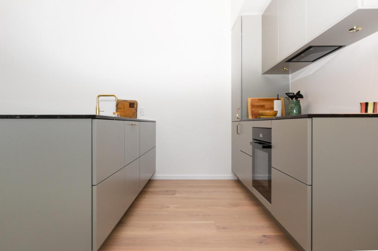 Udsigt Til 20.000.000 Dkk - M.Plads Til 6 Personer Appartement Kopenhagen Buitenkant foto